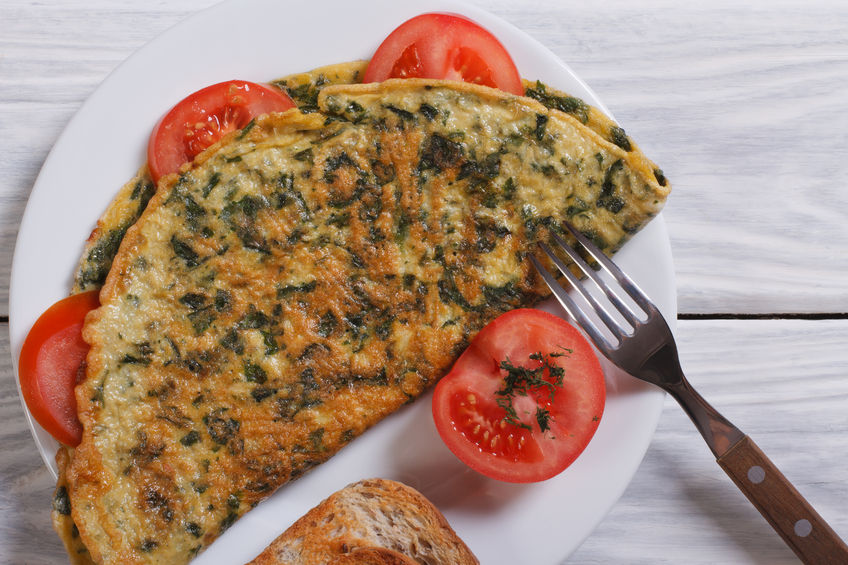 Frittata verde con spinaci, per fare il pieno di vitamine