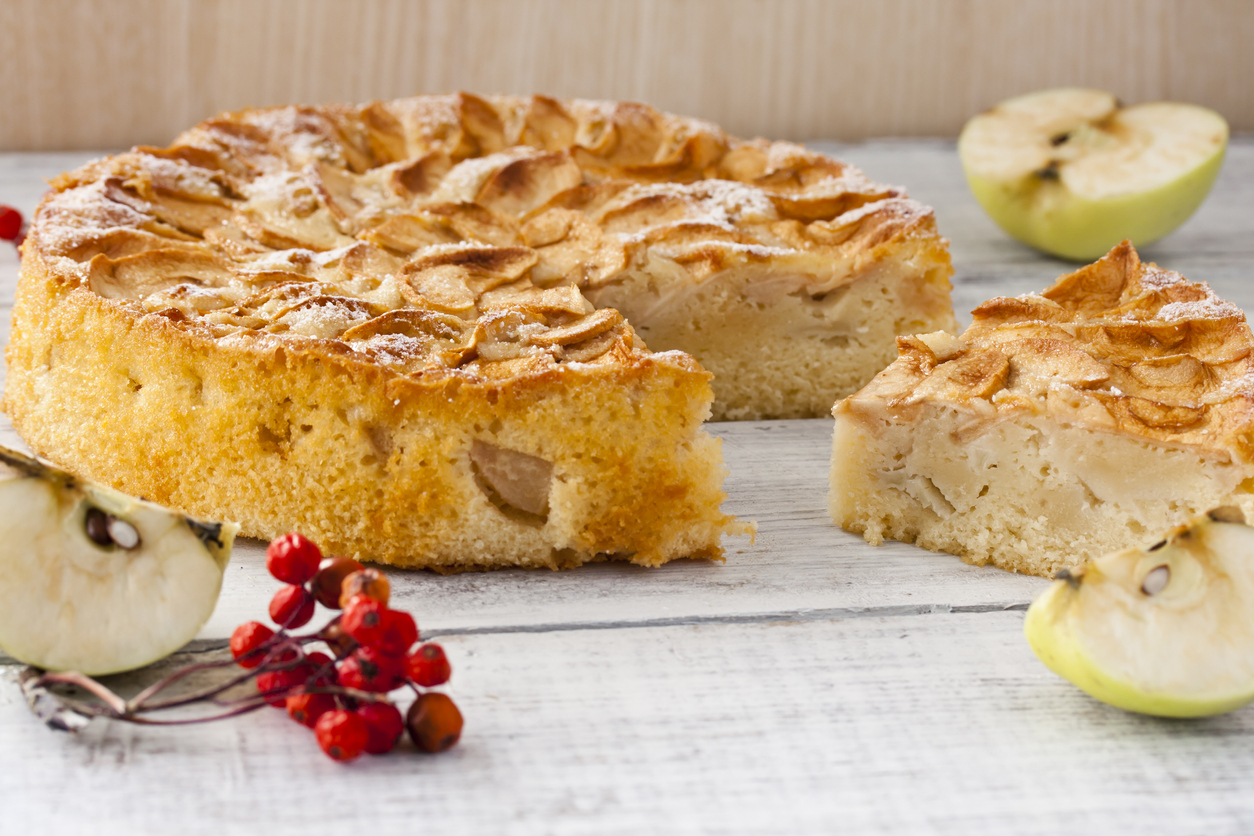 Ricetta della torta di mele e cannella vegana